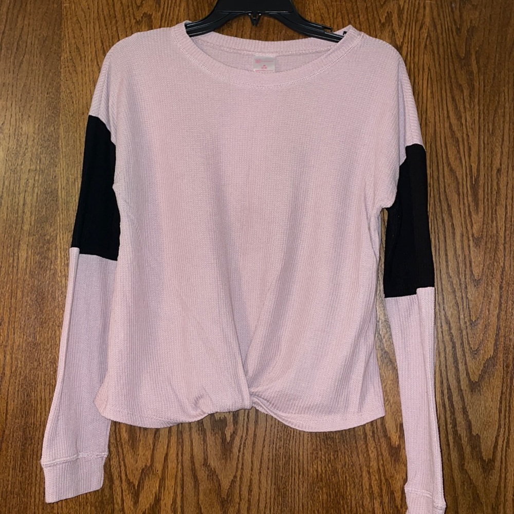 Mauve and Black Long Sleeve Top